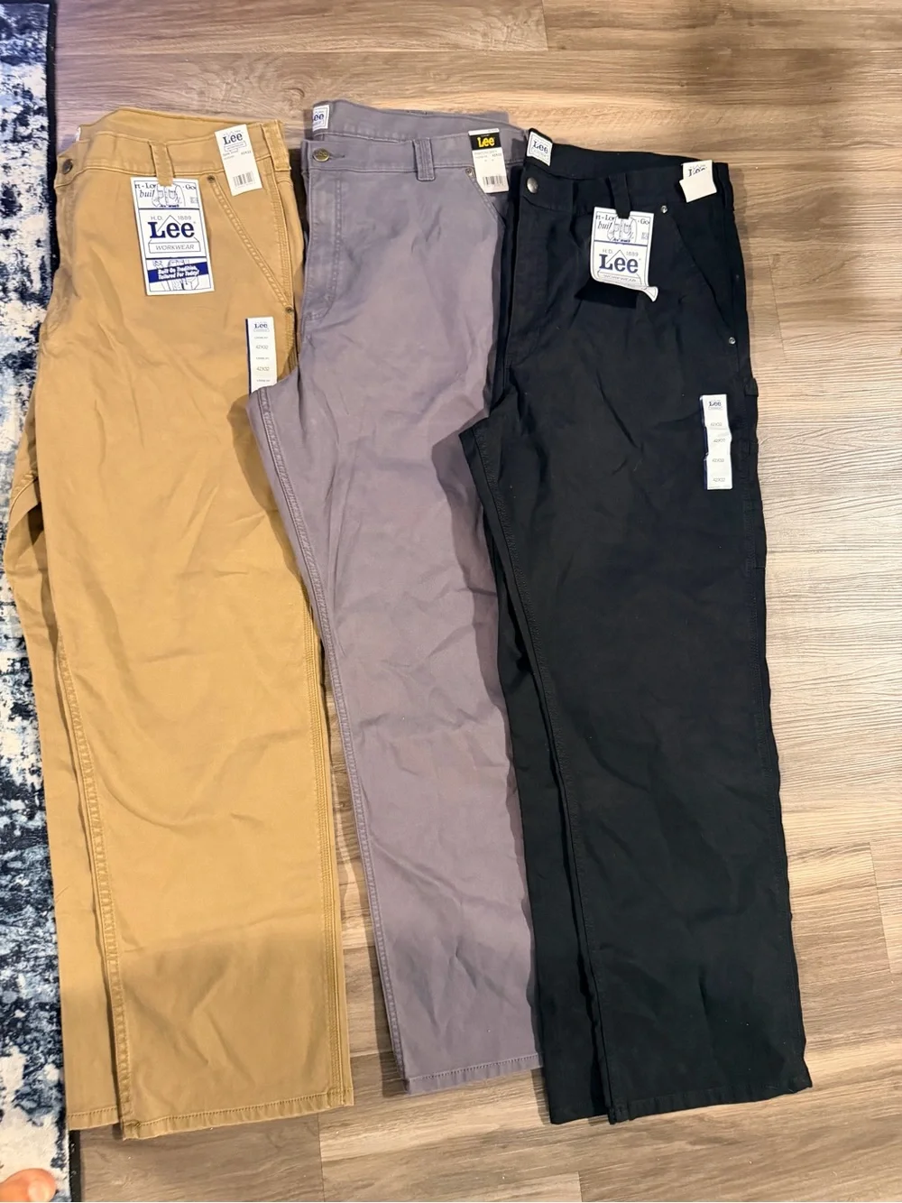 Lee Workwear Carpenter Utility Pants 42x32 Lot of 3 NWT Black Gray Khaki
